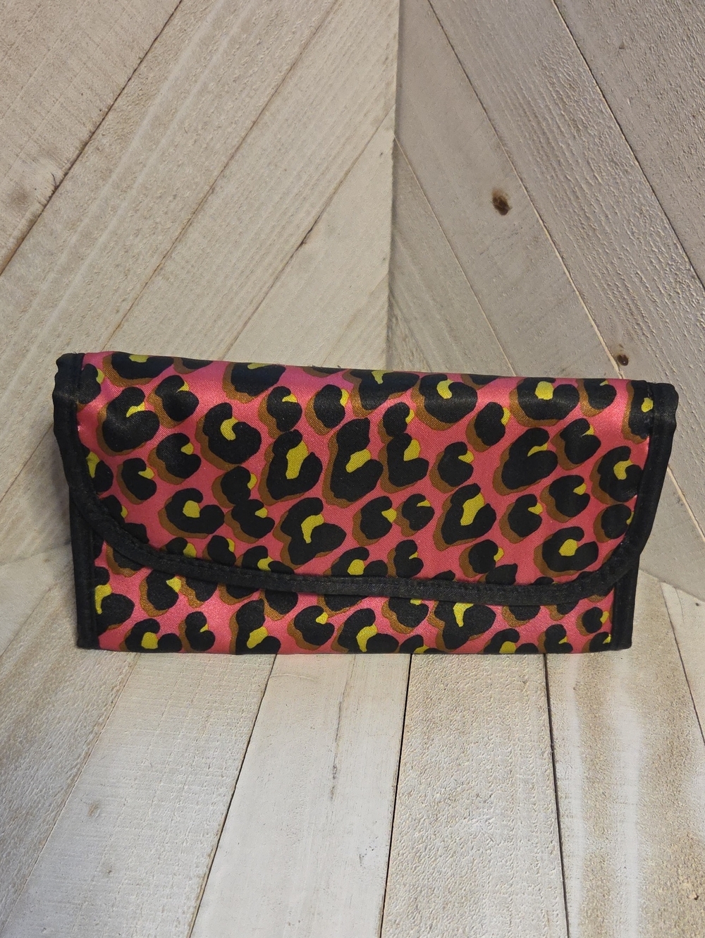 NEW Quo Folding Makeup Bag Travel Bag With Mirror Animal Leopard Print